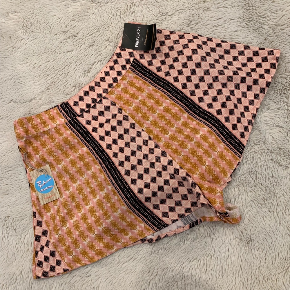 Forever 21 contemporary Flowy Sahara Shorts 🧡